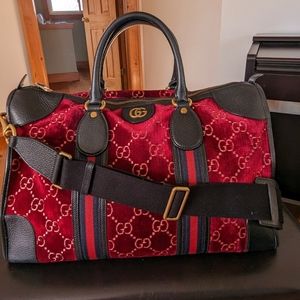 Gucci Convertible Duffle Bag GG‎
